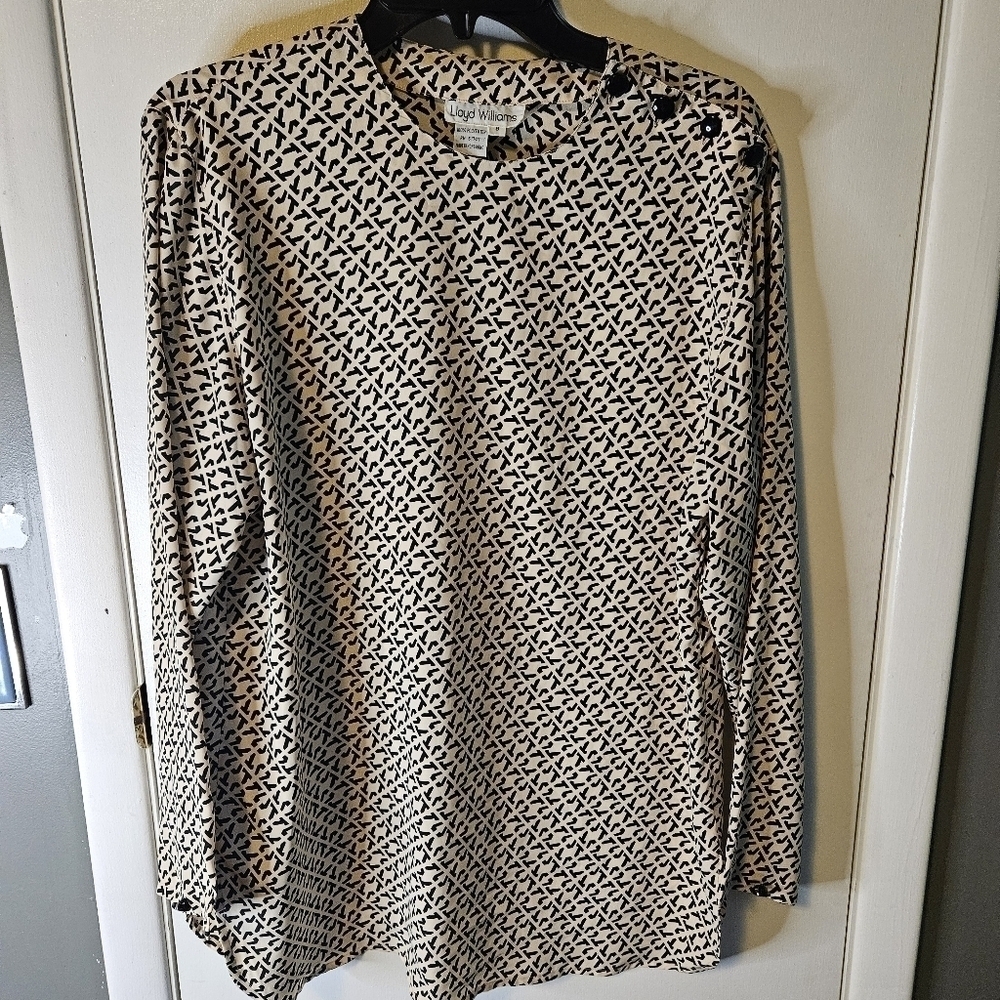 Vintage Women's Size 8 Lloyd William's Long Sleeved Blouse Abstract